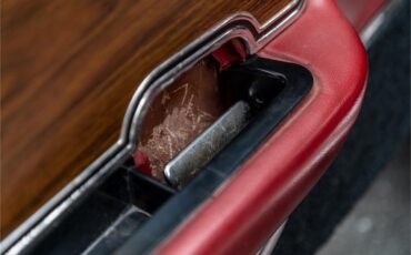 Ford-Mustang-mach-1-1969-Toreador-Red-Red-Corinthian-15