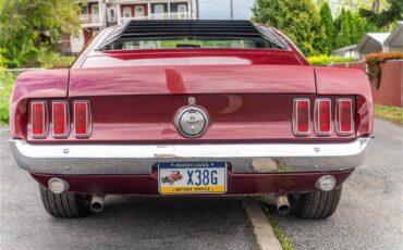 Ford-Mustang-mach-1-1969-Toreador-Red-Red-Corinthian-28