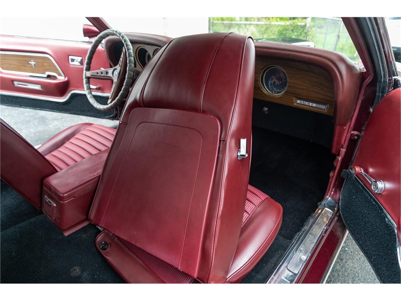 Ford-Mustang-mach-1-1969-Toreador-Red-Red-Corinthian-71