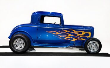 Ford-Other-1932-Electric-Blue-Pearl-Gray-16