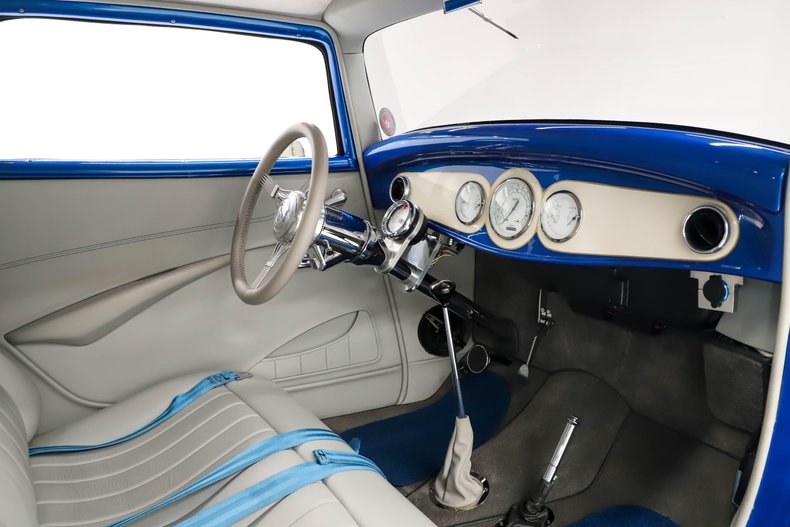 Ford-Other-1932-Electric-Blue-Pearl-Gray-33