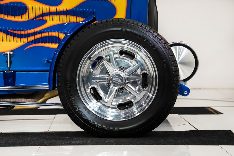 Ford-Other-1932-Electric-Blue-Pearl-Gray-34