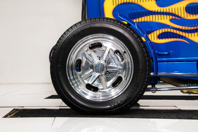 Ford-Other-1932-Electric-Blue-Pearl-Gray-46