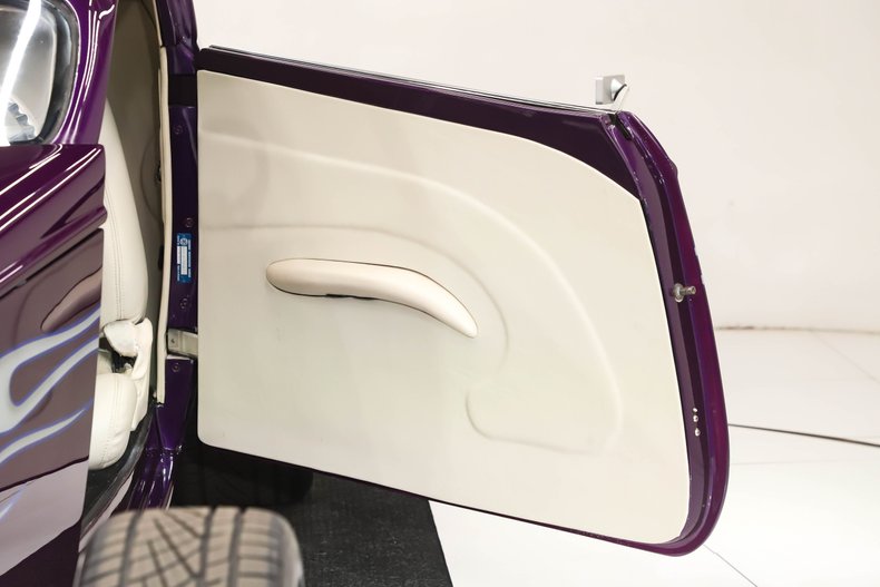 Ford-Other-1933-Purple-Royale-White-11