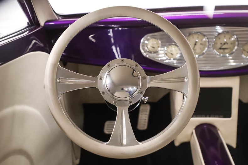 Ford-Other-1933-Purple-Royale-White-20