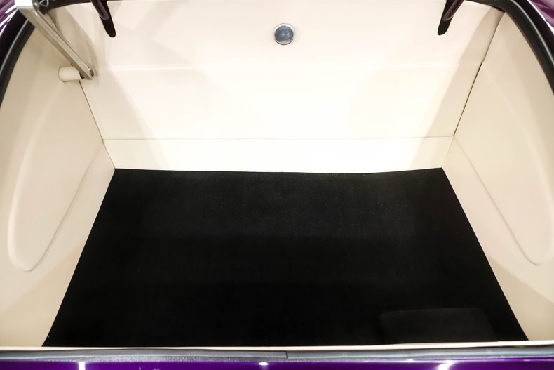 Ford-Other-1933-Purple-Royale-White-45