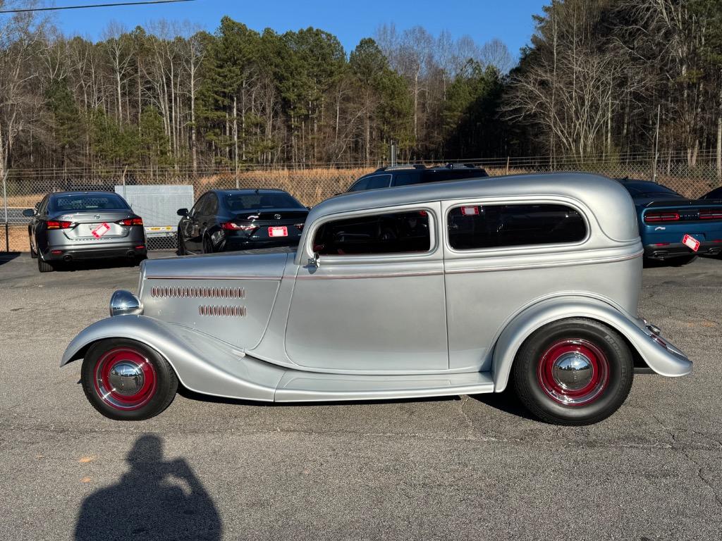 Ford-Other-1934-Silver-Red-1