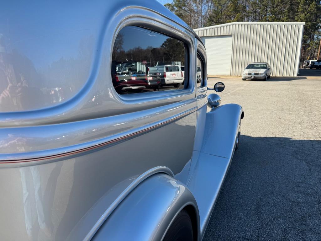 Ford-Other-1934-Silver-Red-35