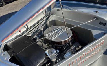 Ford-Other-1934-Silver-Red-40