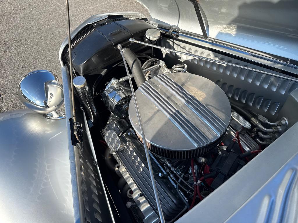 Ford-Other-1934-Silver-Red-44