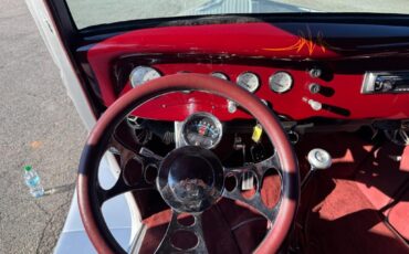 Ford-Other-1934-Silver-Red-9