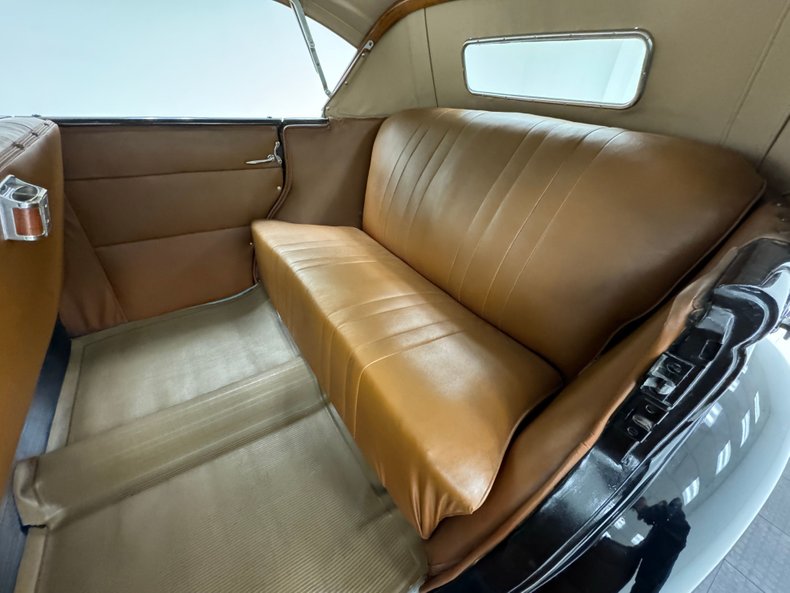 Ford-Other-1936-Black-Saddle-32