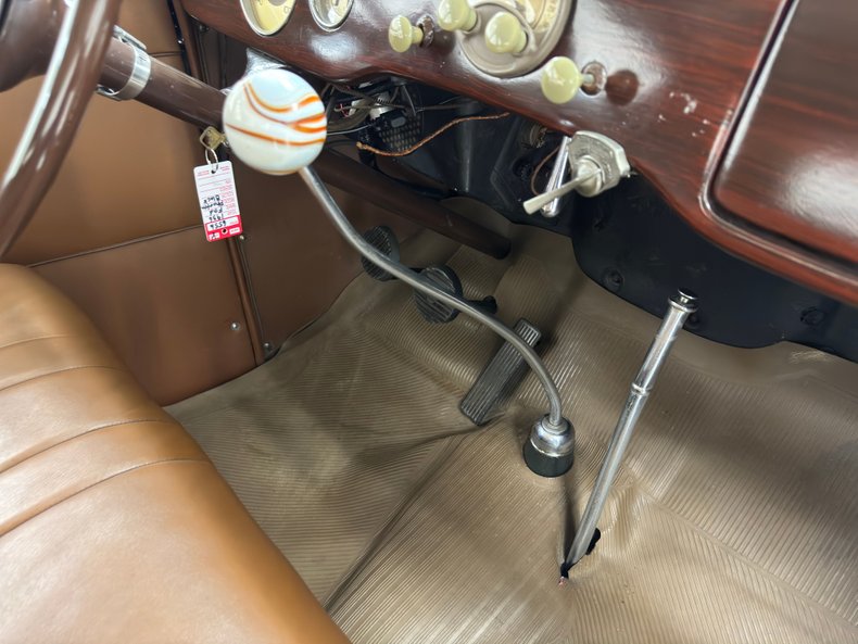 Ford-Other-1936-Black-Saddle-42