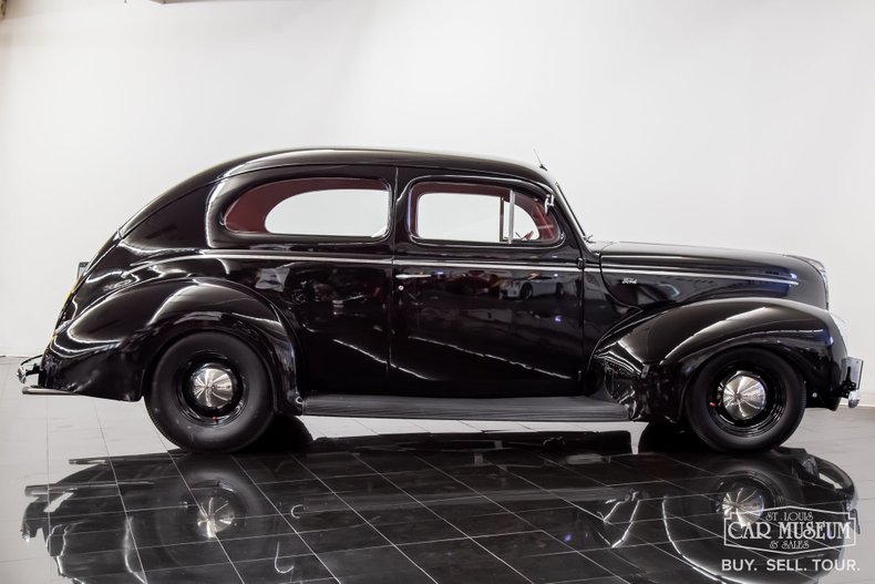 Ford-Other-1940-Black-RedWhite-Vinyl-4