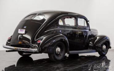 Ford-Other-1940-Black-RedWhite-Vinyl-6