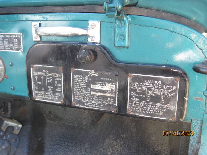 Ford-Other-1945-Green-17