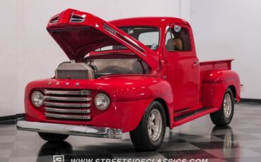 Ford-Other-1949-Red-Tan-38