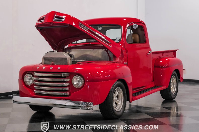 Ford-Other-1949-Red-Tan-38