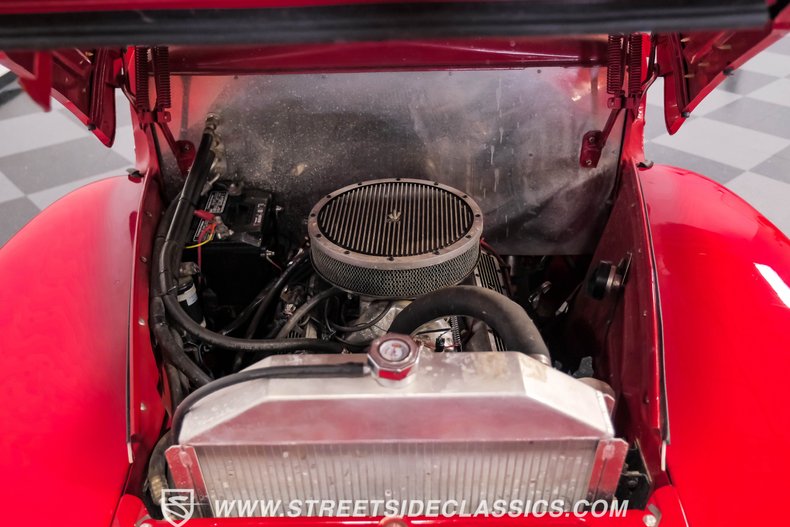 Ford-Other-1949-Red-Tan-40