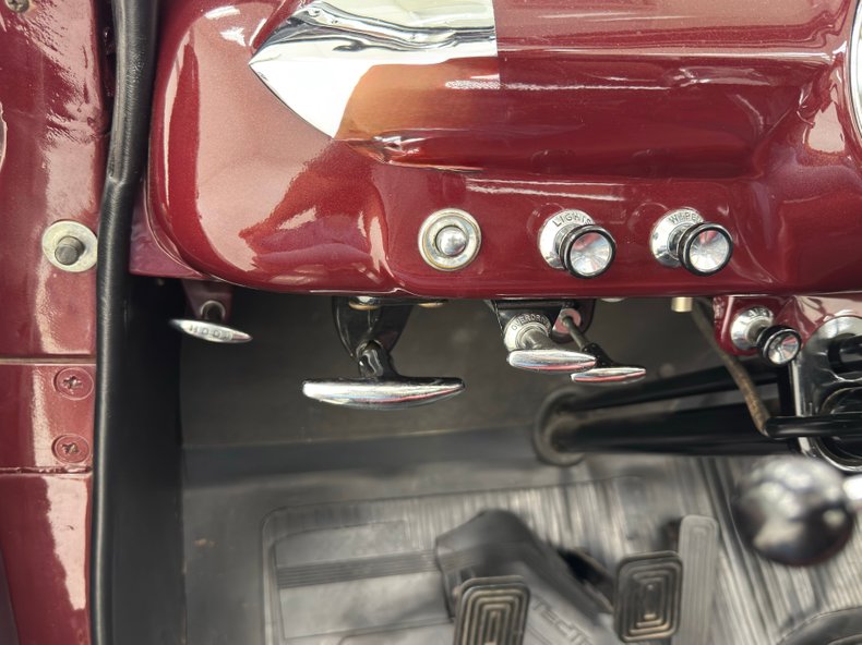 Ford-Other-1950-Cambridge-Maroon-Met-Dark-Red-47