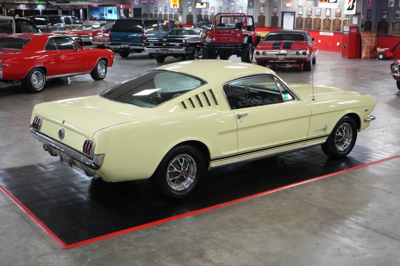 Ford-Other-1965-Phoenician-Yellow-Black-20