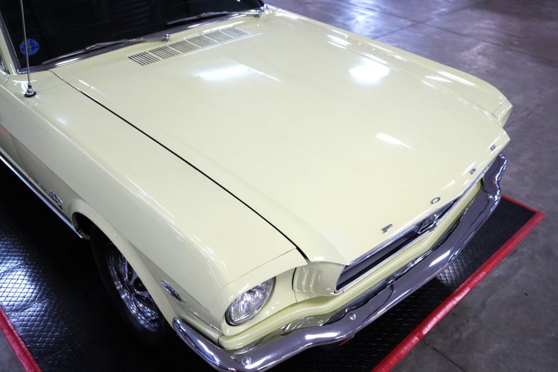 Ford-Other-1965-Phoenician-Yellow-Black-34