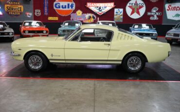 Ford-Other-1965-Phoenician-Yellow-Black
