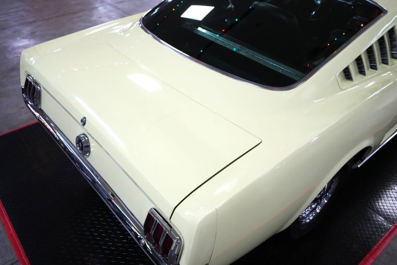 Ford-Other-1965-Phoenician-Yellow-Black-42