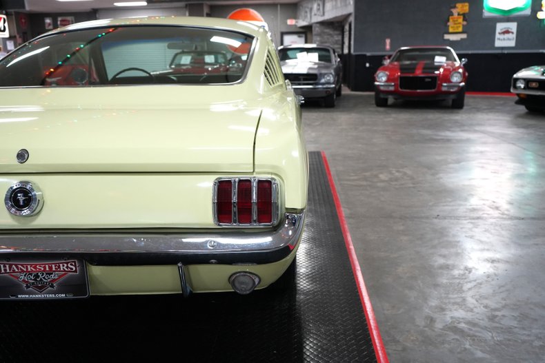 Ford-Other-1965-Phoenician-Yellow-Black-7