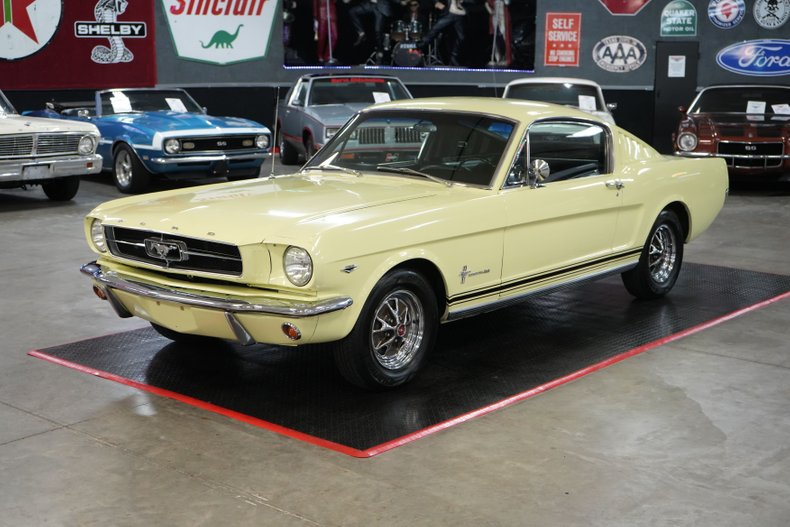 Ford-Other-1965-Phoenician-Yellow-Black-9