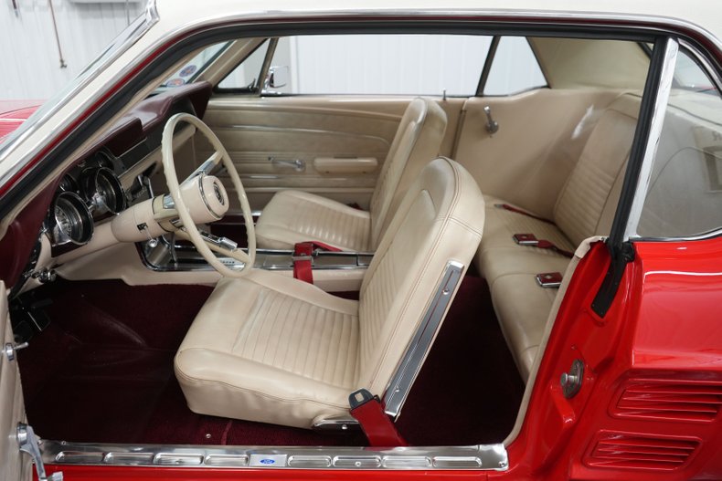 Ford-Other-1967-Red-White-10