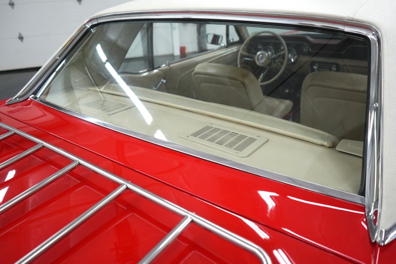 Ford-Other-1967-Red-White-19