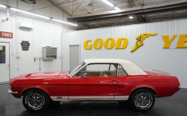 Ford-Other-1967-Red-White-2