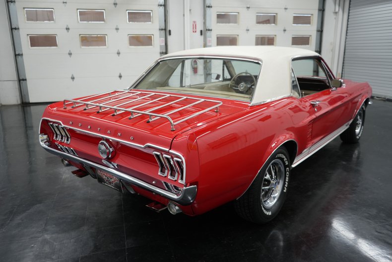 Ford-Other-1967-Red-White-20