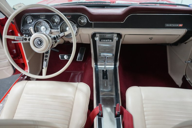 Ford-Other-1967-Red-White-24