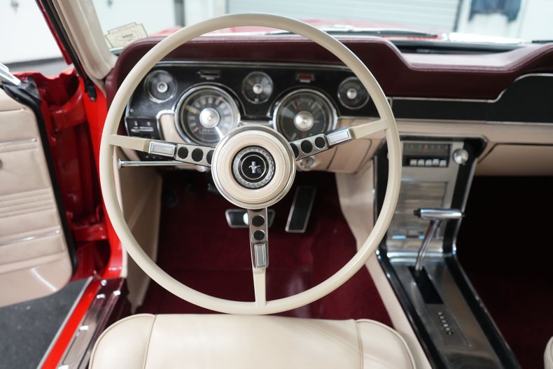 Ford-Other-1967-Red-White-25