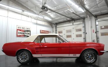 Ford-Other-1967-Red-White-27