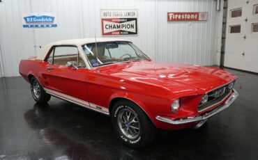 Ford-Other-1967-Red-White-28