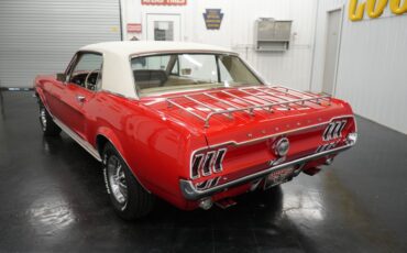 Ford-Other-1967-Red-White-3
