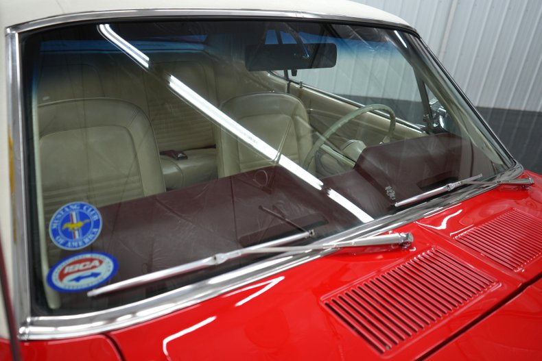 Ford-Other-1967-Red-White-33