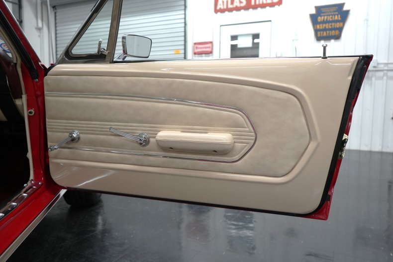 Ford-Other-1967-Red-White-47