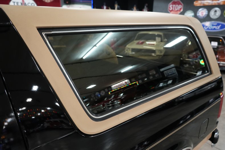 Ford-Other-1987-Raven-Black-Chestnut-41