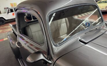 Ford-Other-Pickups-1952-10