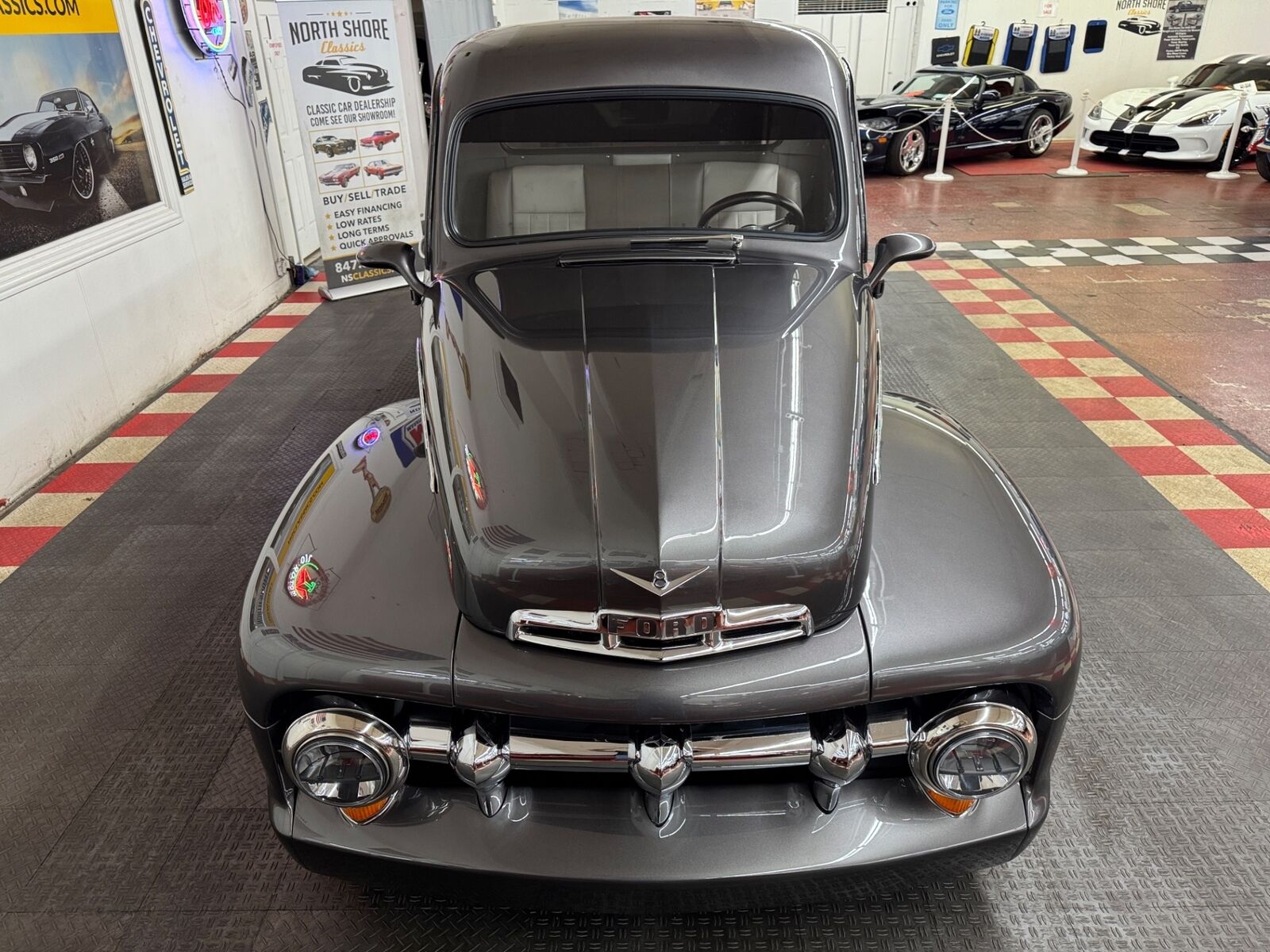 Ford-Other-Pickups-1952-4