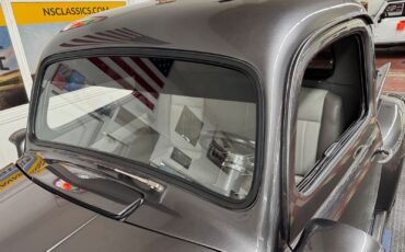 Ford-Other-Pickups-1952-9