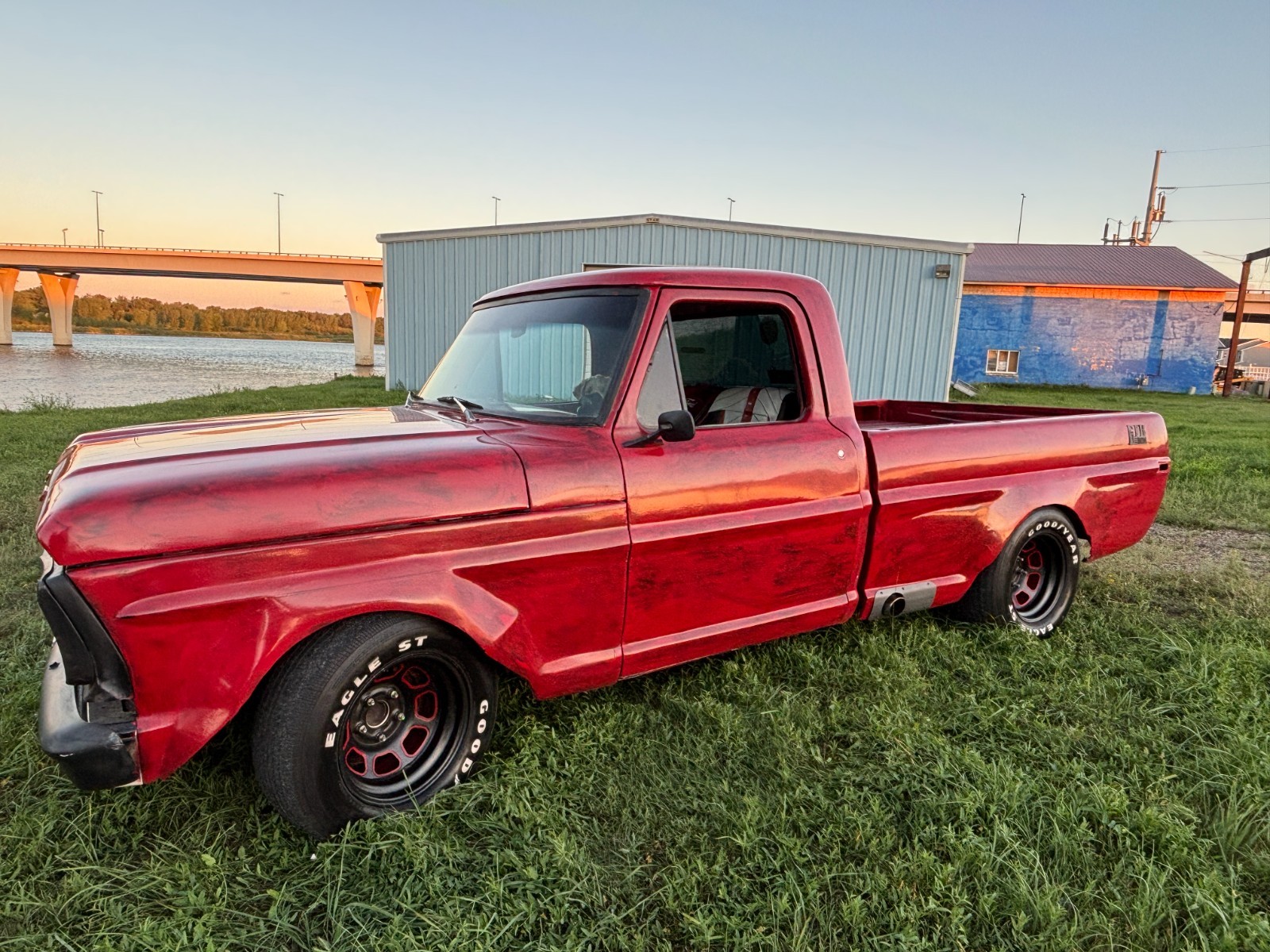 Ford-Other-Pickups-1972-Short-Box-1