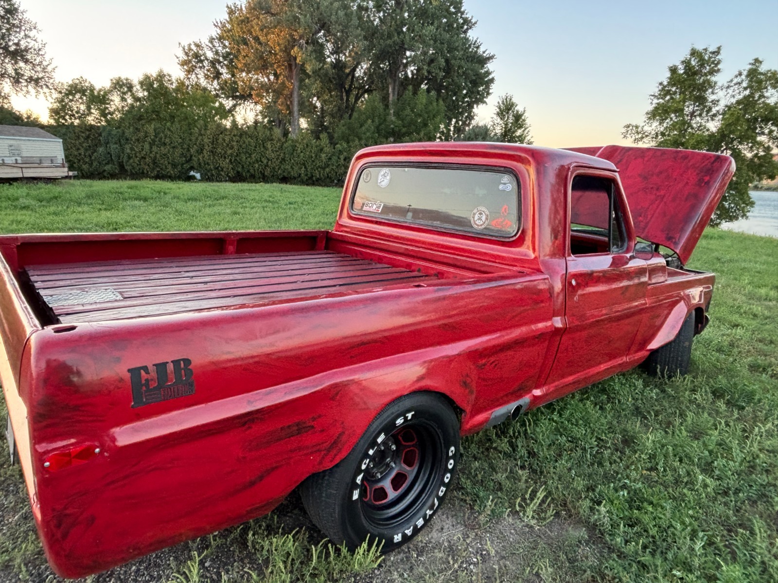 Ford-Other-Pickups-1972-Short-Box-11