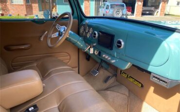 Ford-Panel-truck-1948-Teal-Tan-10
