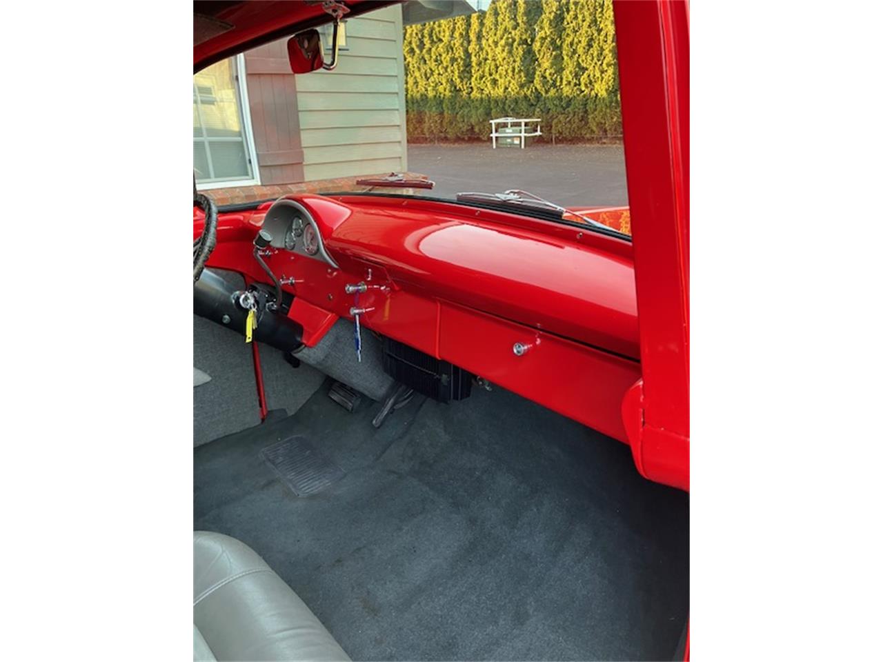 Ford-Panel-van-1956-Red-Grey-11
