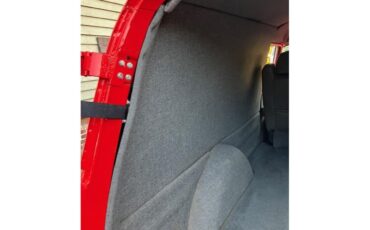 Ford-Panel-van-1956-Red-Grey-12